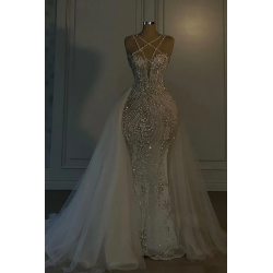 Robe de mariée ivoire de luxe, longue sirène, bretelles spaghetti, tulle ornée de perles | Risias