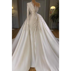 Robe de mariée sirène en satin à une épaule avec perles